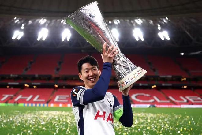 包含铁岭中迅队在比赛中稳扎稳打，获得宝贵胜利的词条