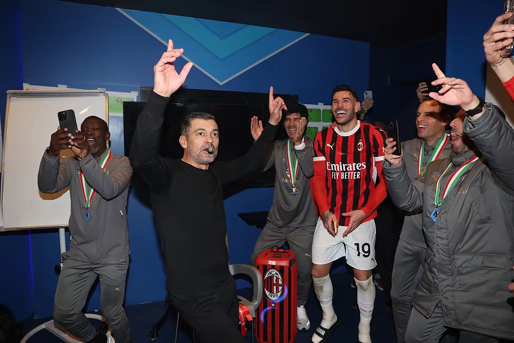 包含AC米兰豪取五连胜,再次展现强大实力的词条 包含AC米兰豪取五连胜,再次展现强大实力的词条