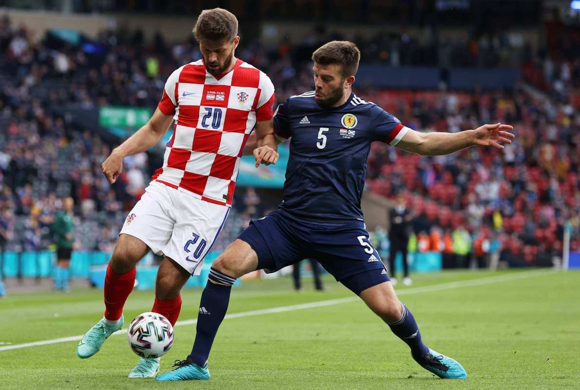 关于欧国联比赛团队配合默契，完美解决关键一战！的信息